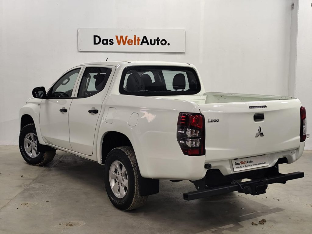 MITSUBISHI L200 DOUBLE CABINA Diesel 2022 segunda-mano Jaén