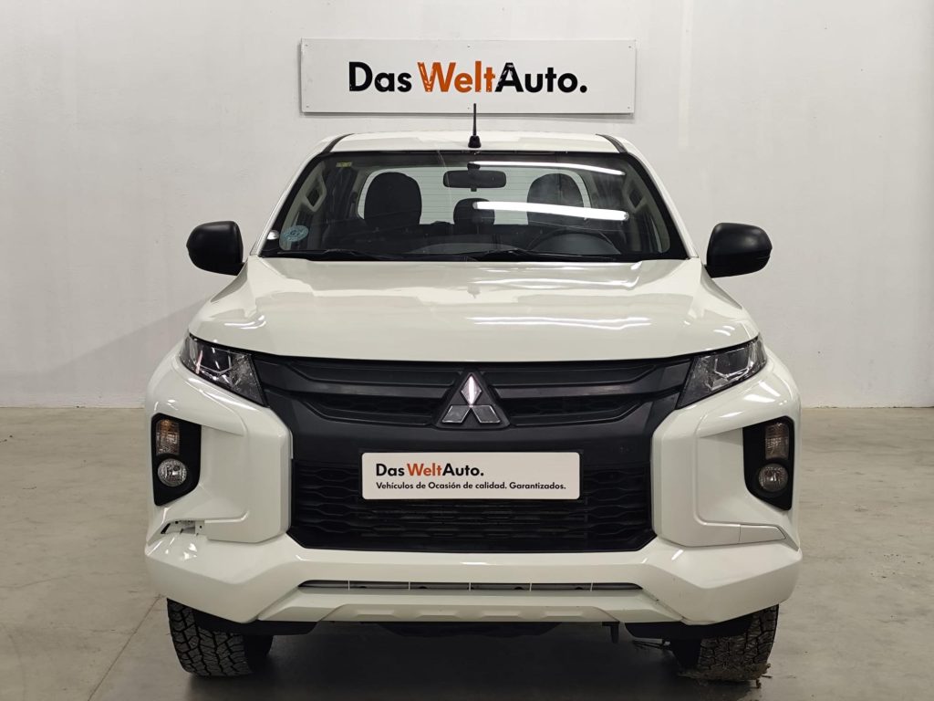 MITSUBISHI L200 DOUBLE CABINA Diesel 2022 segunda-mano Jaén