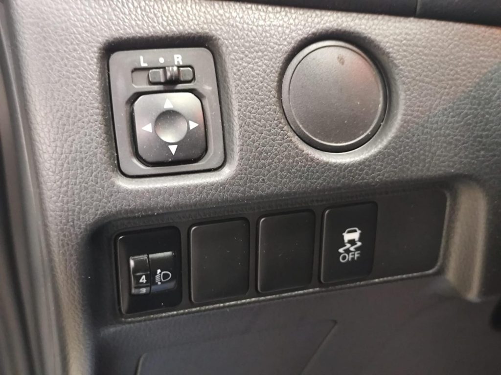 MITSUBISHI L200 DOUBLE CABINA Diesel 2022 segunda-mano Jaén