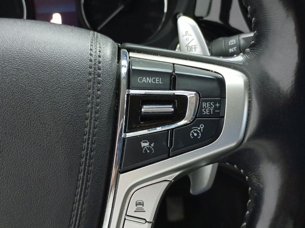MITSUBISHI OUTLANDER Hibrido enchufable 2018 segunda-mano Jaén
