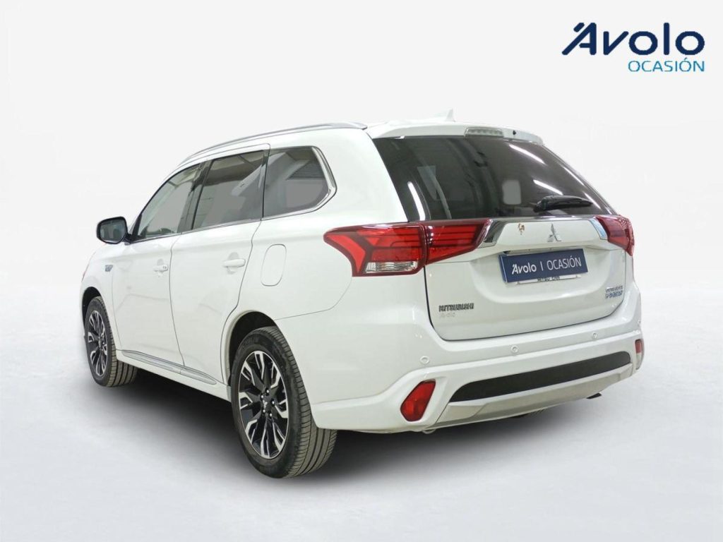 MITSUBISHI OUTLANDER Hibrido enchufable 2018 segunda-mano Jaén