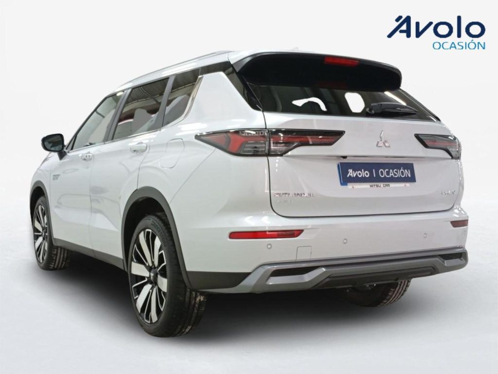 MITSUBISHI OUTLANDER Hibrido enchufable 2025 km 0 Jaén