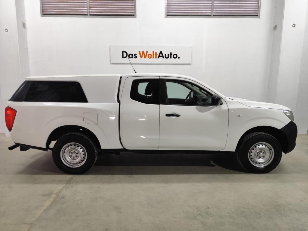 NISSAN NAVARA Diesel 2017 segunda-mano Jaén