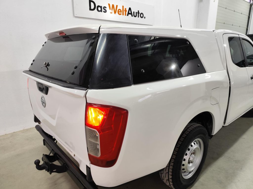 NISSAN NAVARA Diesel 2017 segunda-mano Jaén