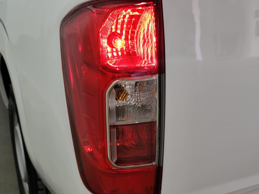 NISSAN NAVARA Diesel 2017 segunda-mano Jaén
