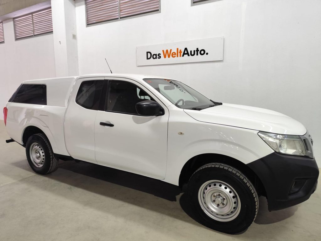 NISSAN NAVARA Diesel 2017 segunda-mano Jaén