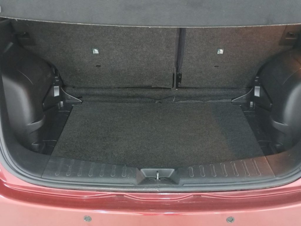 NISSAN NOTE Gasolina 2014 segunda-mano Jaén