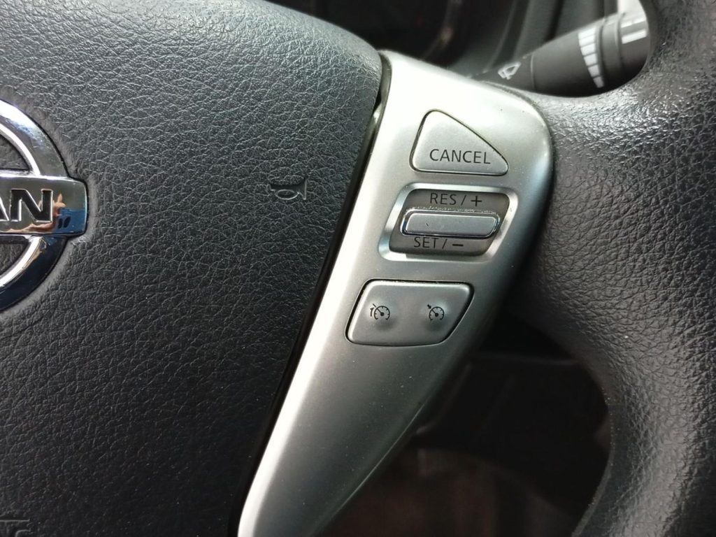 NISSAN NOTE Gasolina 2014 segunda-mano Jaén