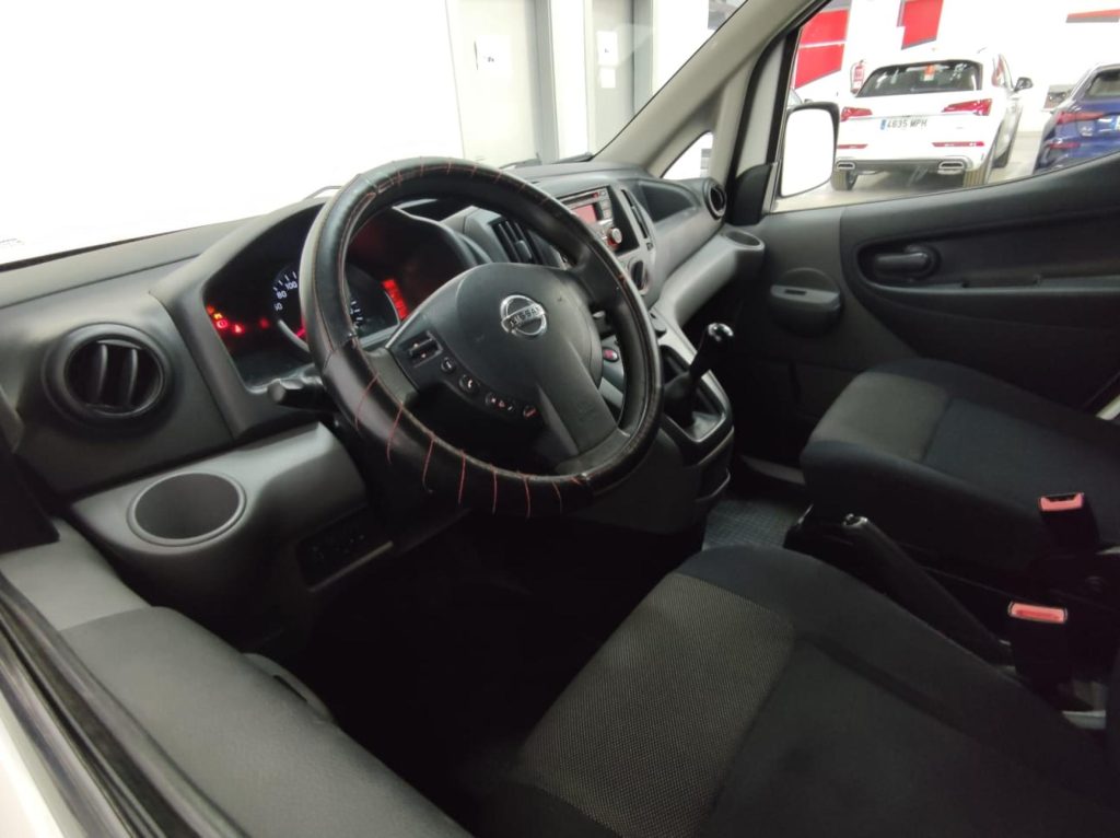 NISSAN NV 200 Diesel 2017 segunda-mano Jaén