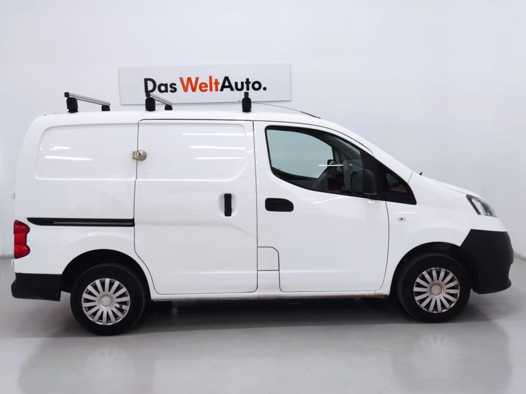NISSAN NV 200 Diesel 2017 segunda-mano Jaén