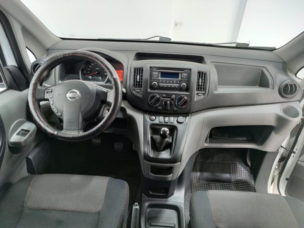 NISSAN NV 200 Diesel 2017 segunda-mano Jaén