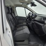 NISSAN NV 300 Diesel 2021 segunda-mano Jaén