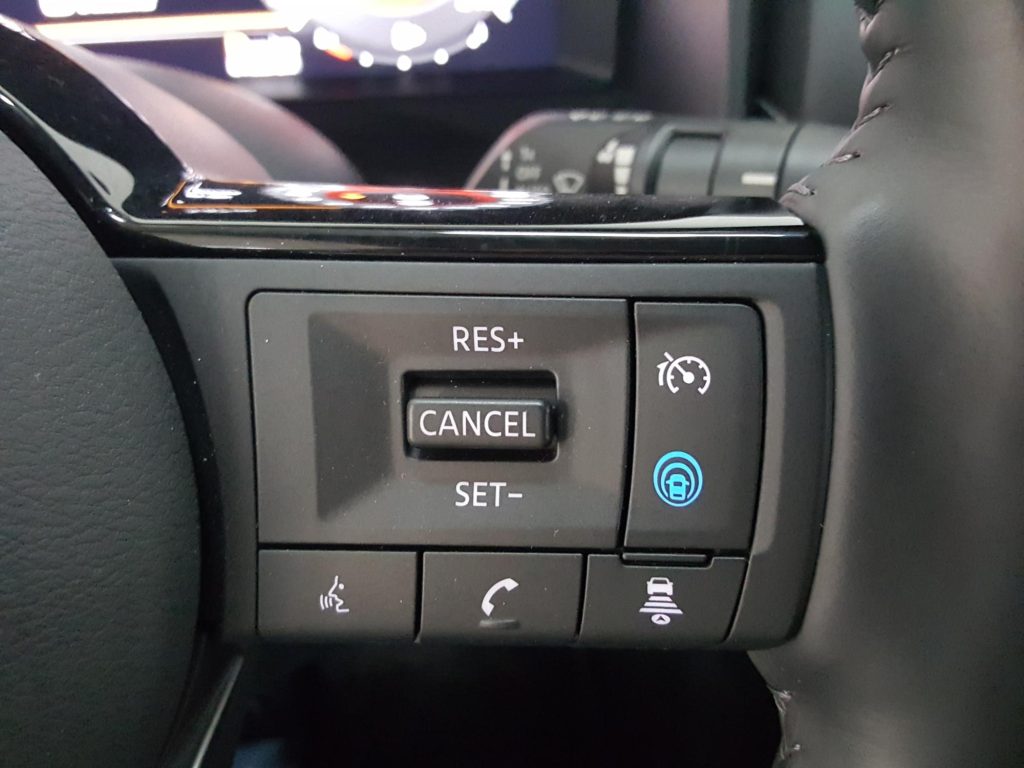 NISSAN X-TRAIL Hibrido 2022 segunda-mano Jaén