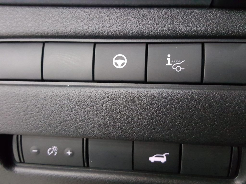 NISSAN X-TRAIL Hibrido 2022 segunda-mano Jaén