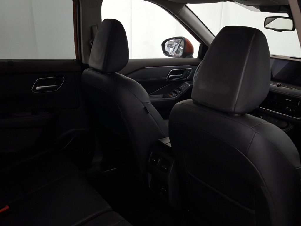 NISSAN X-TRAIL Hibrido 2022 segunda-mano Jaén
