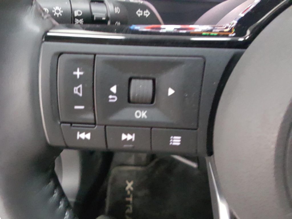 NISSAN X-TRAIL Hibrido 2022 segunda-mano Jaén