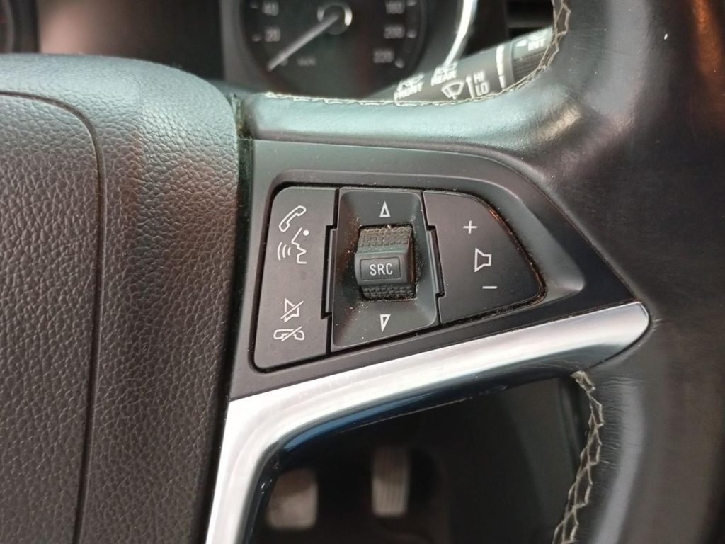 OPEL MOKKA Diesel 2017 segunda-mano Jaén