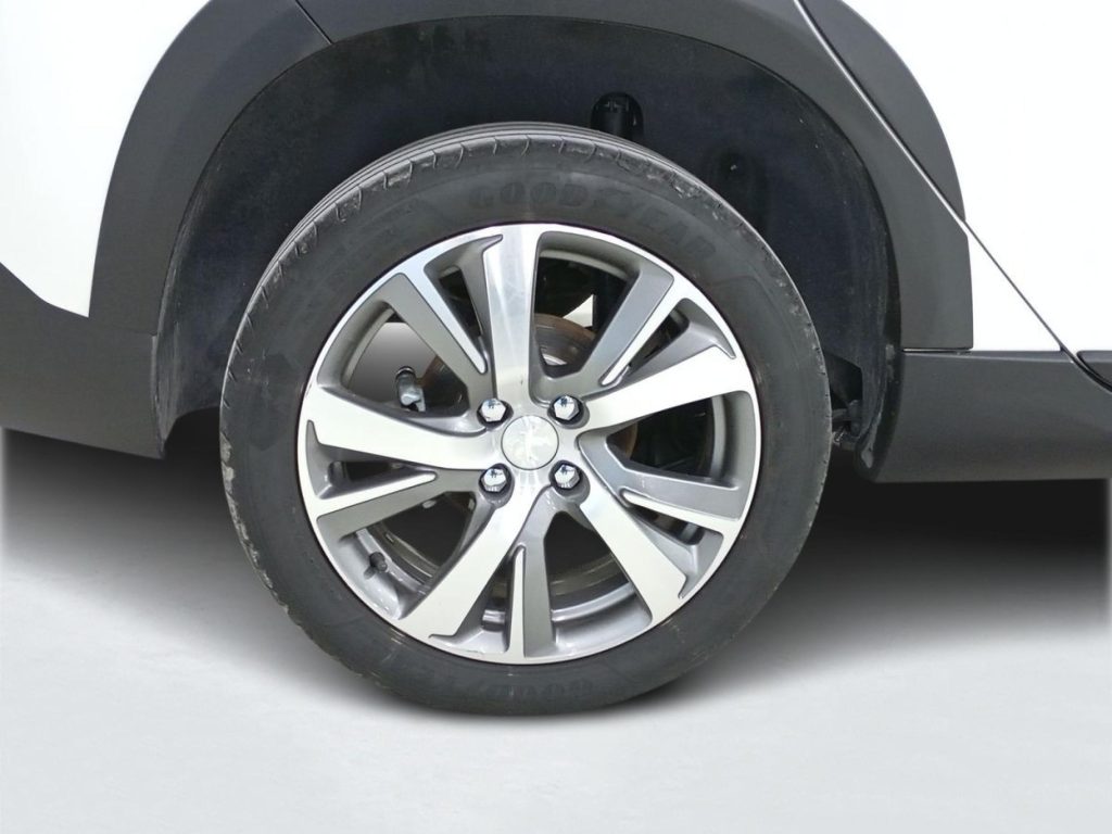 PEUGEOT 2008 Diesel 2019 segunda-mano Jaén