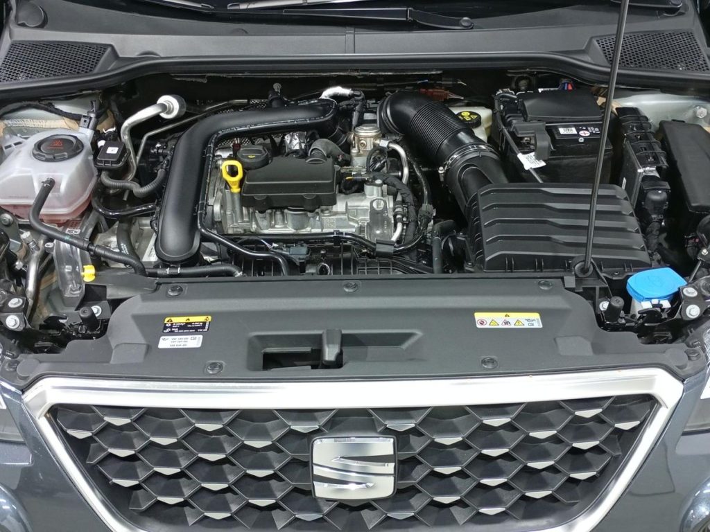 SEAT ARONA Gasolina 2023 segunda-mano Jaén