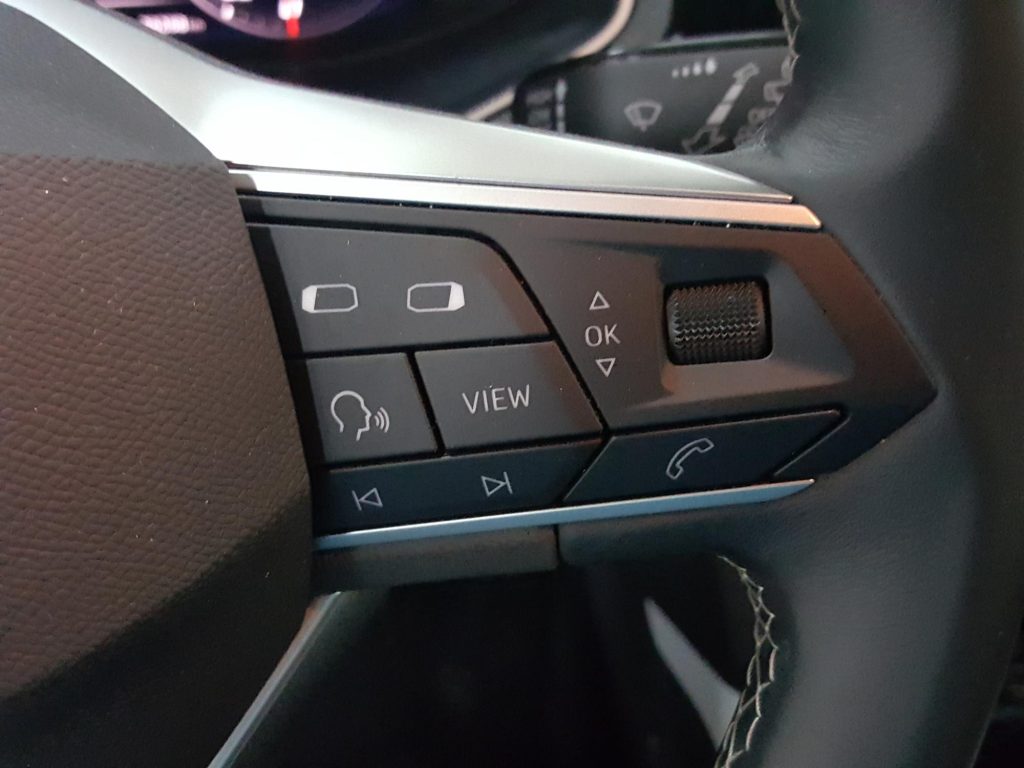 SEAT ARONA Gasolina 2024 segunda-mano Jaén