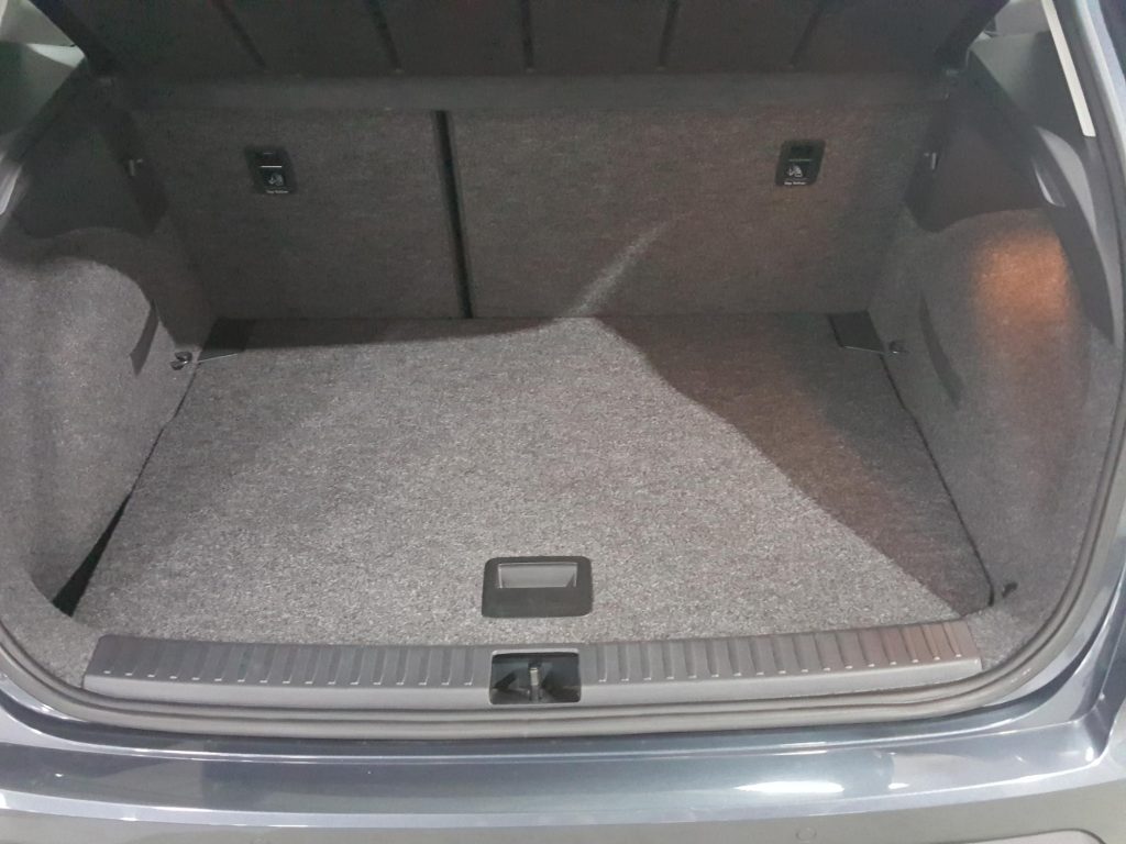 SEAT ARONA Gasolina 2024 segunda-mano Jaén