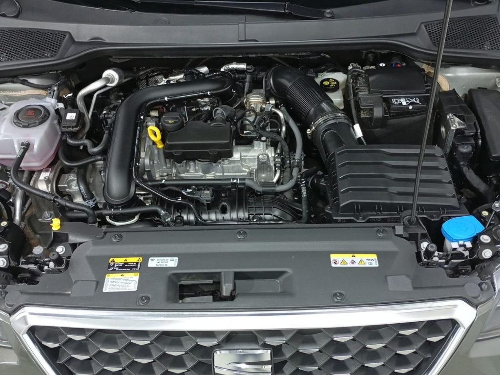 SEAT ARONA Gasolina 2025 segunda-mano Jaén
