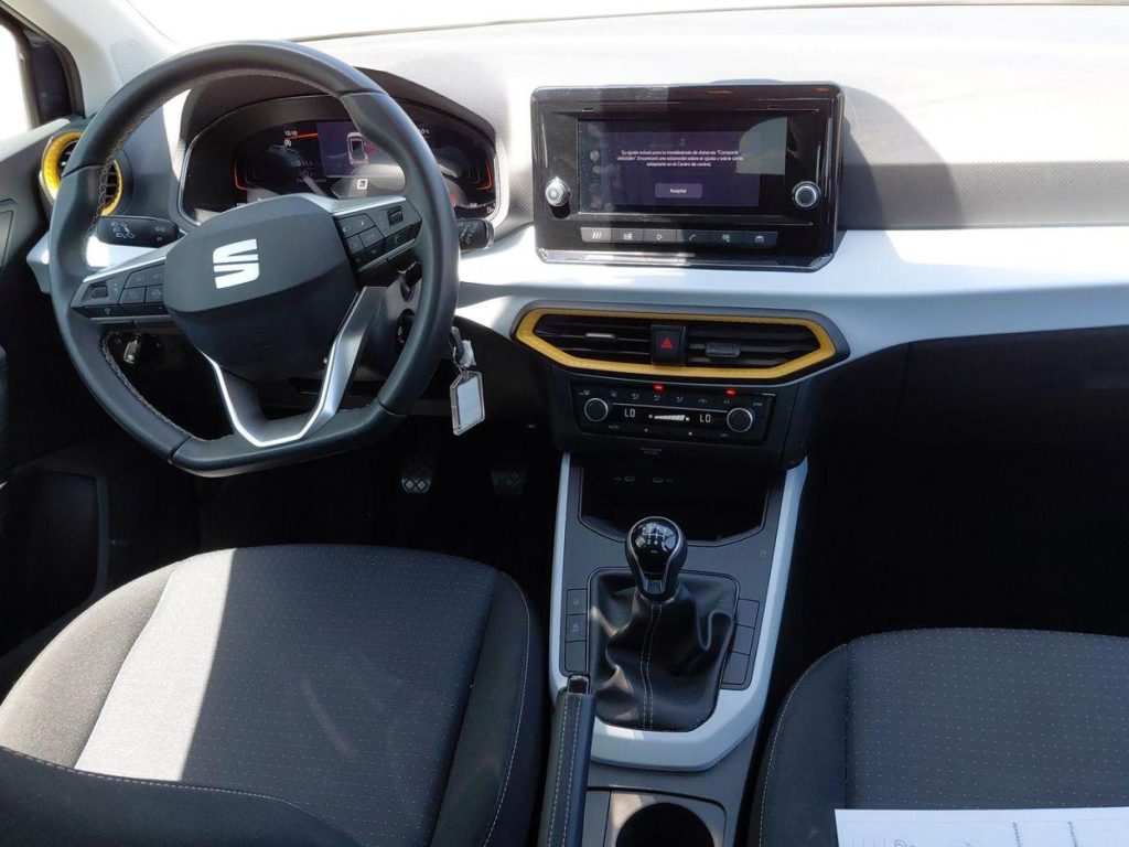 SEAT ARONA Gasolina 2025 segunda-mano Jaén
