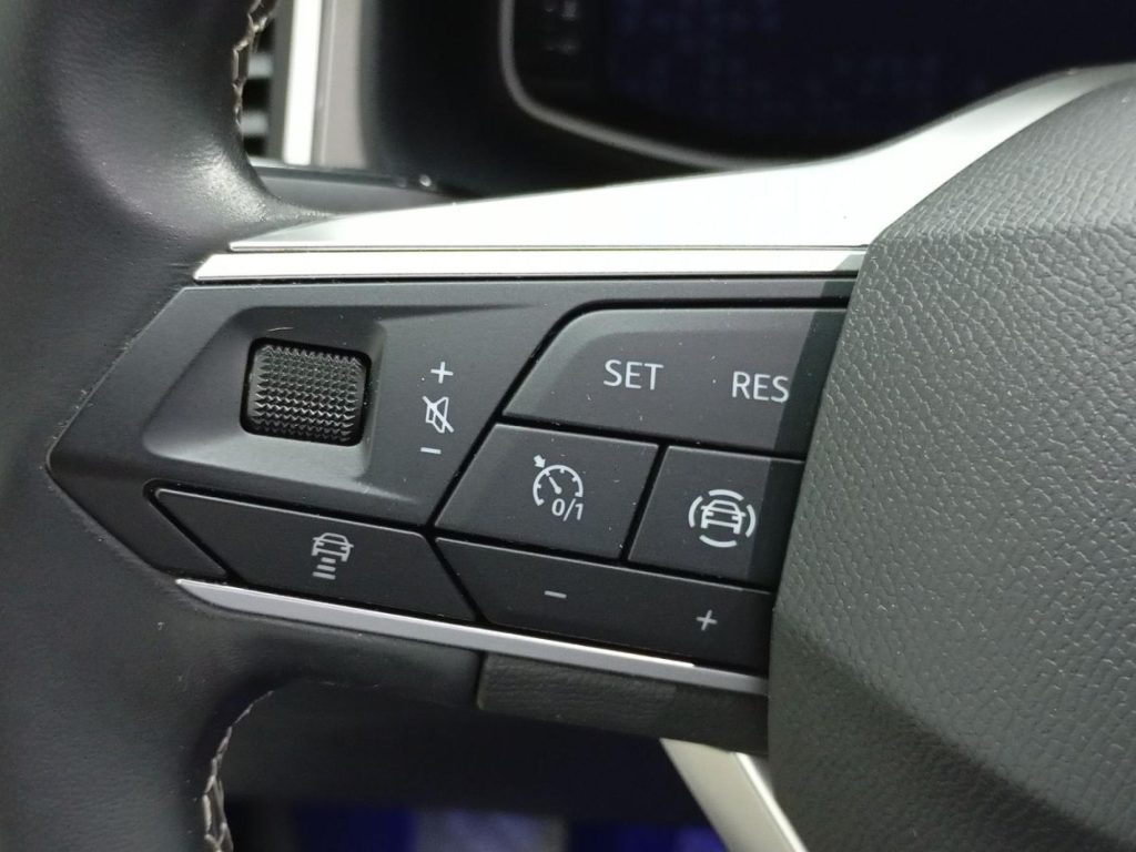 SEAT ATECA Gasolina 2021 segunda-mano Jaén