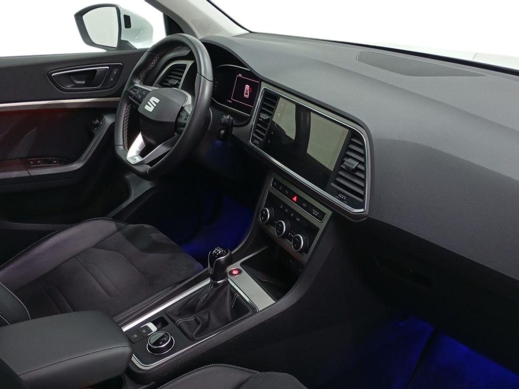 SEAT ATECA Gasolina 2021 segunda-mano Jaén