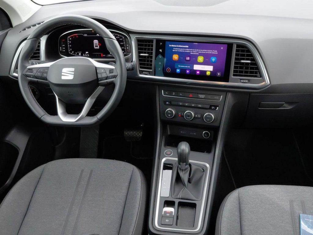 SEAT ATECA Gasolina 2024 segunda-mano Jaén