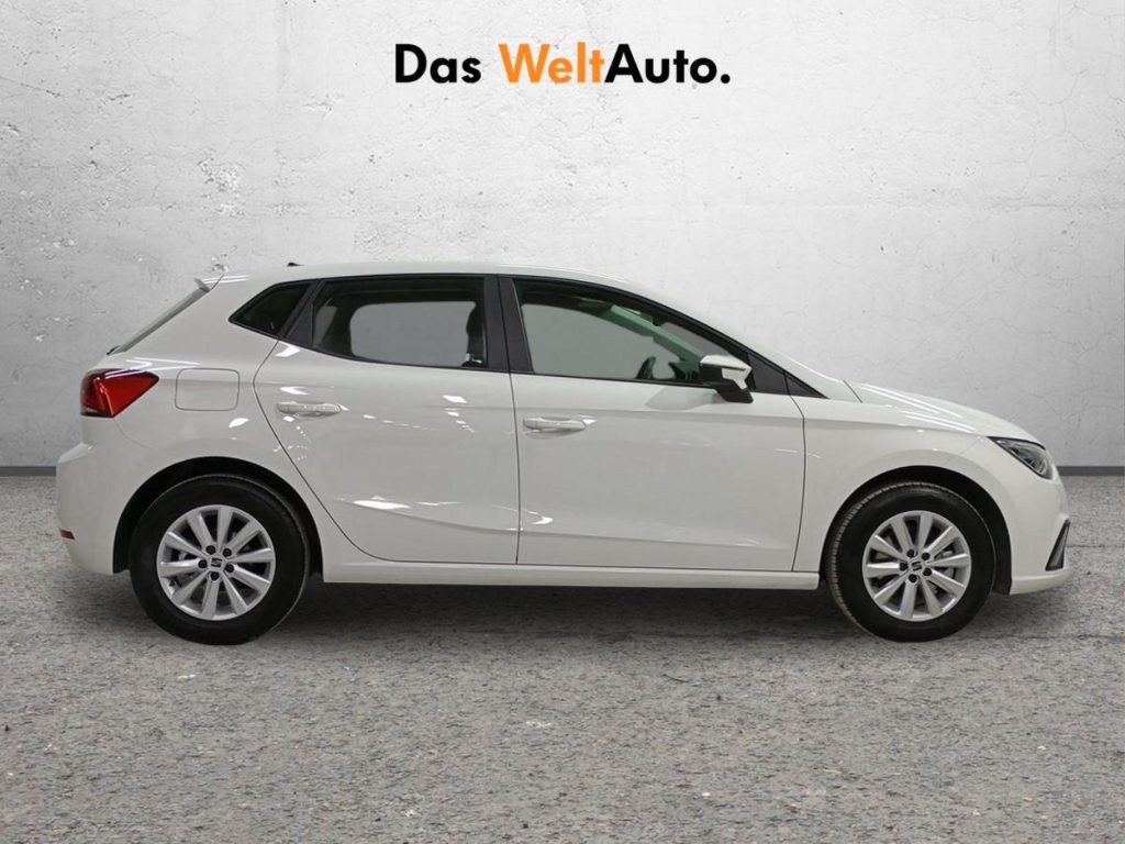 SEAT IBIZA Gasolina 2022 segunda-mano Granada