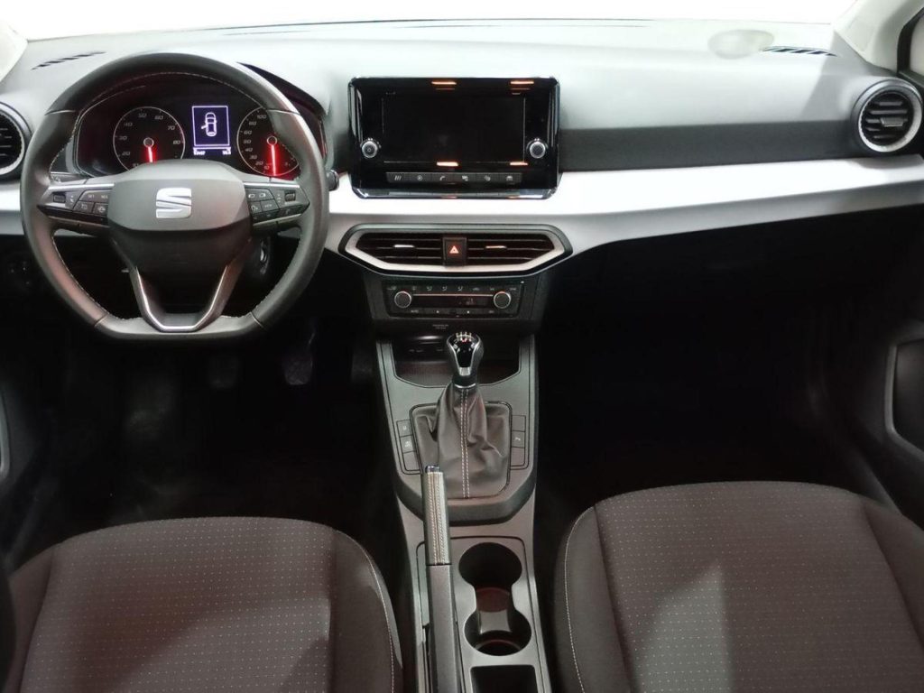 SEAT IBIZA Gasolina 2022 segunda-mano Granada