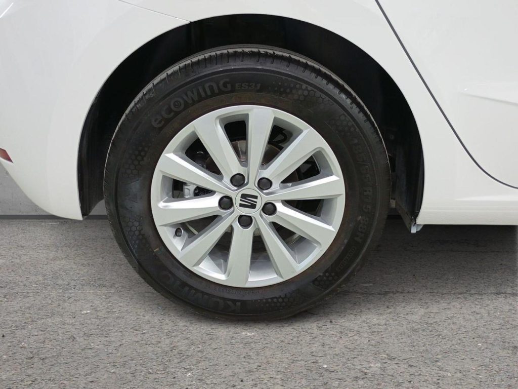 SEAT IBIZA Gasolina 2022 segunda-mano Granada