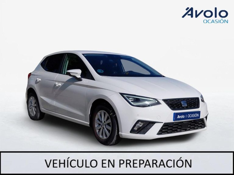 SEAT IBIZA Gasolina 2022 segunda-mano Jaén