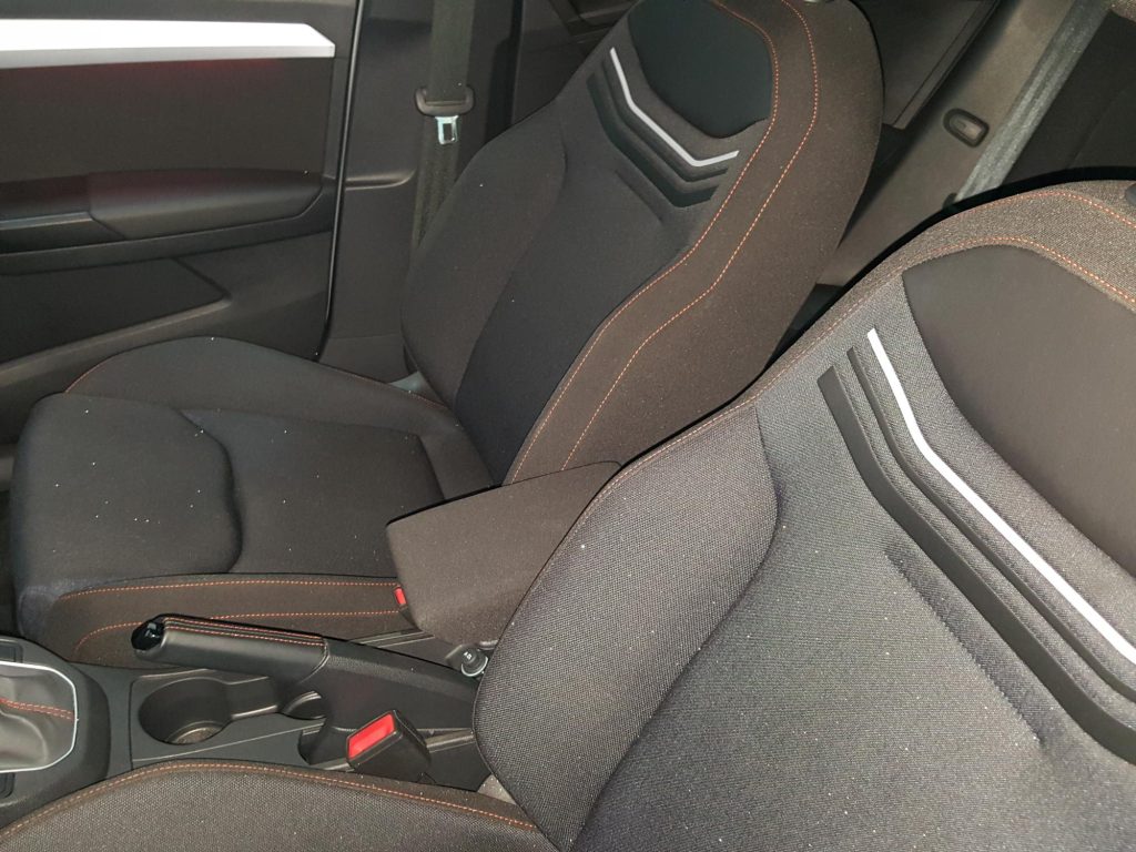 SEAT IBIZA Gasolina 2023 segunda-mano Jaén