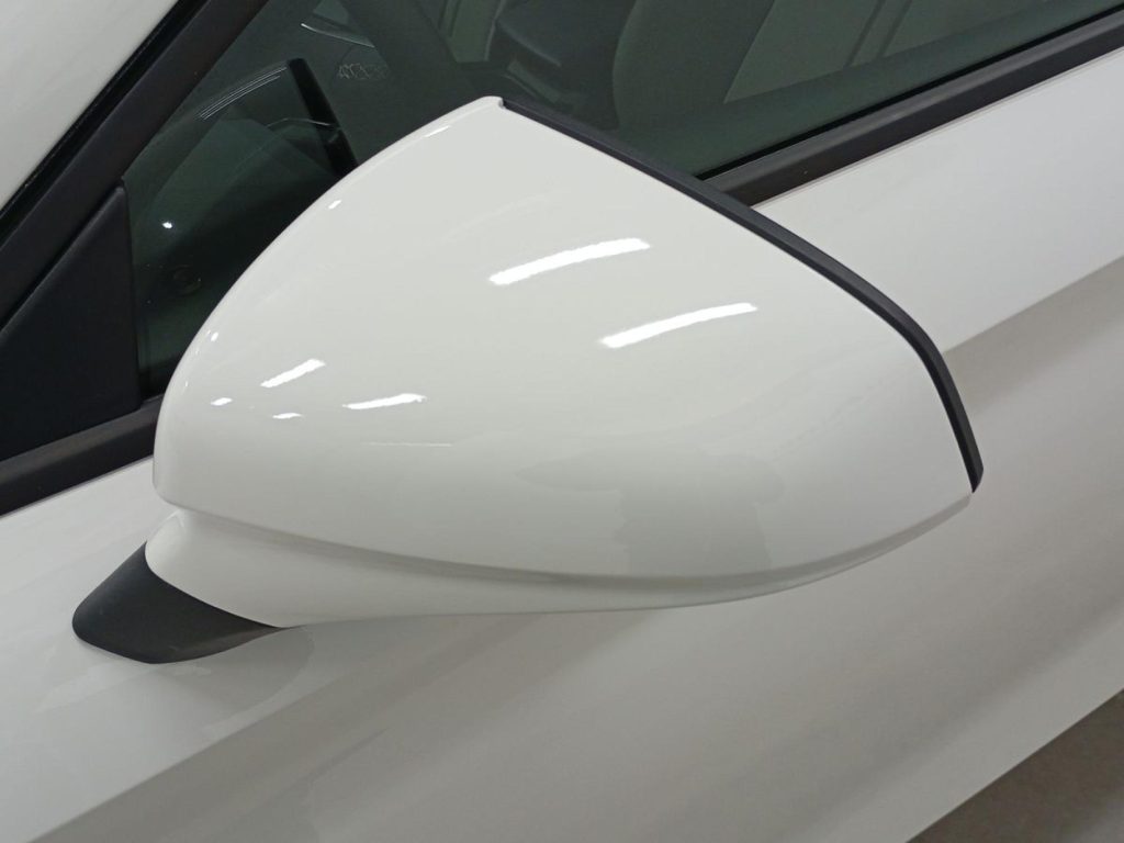 SEAT LEON Diesel 2024 segunda-mano Jaén
