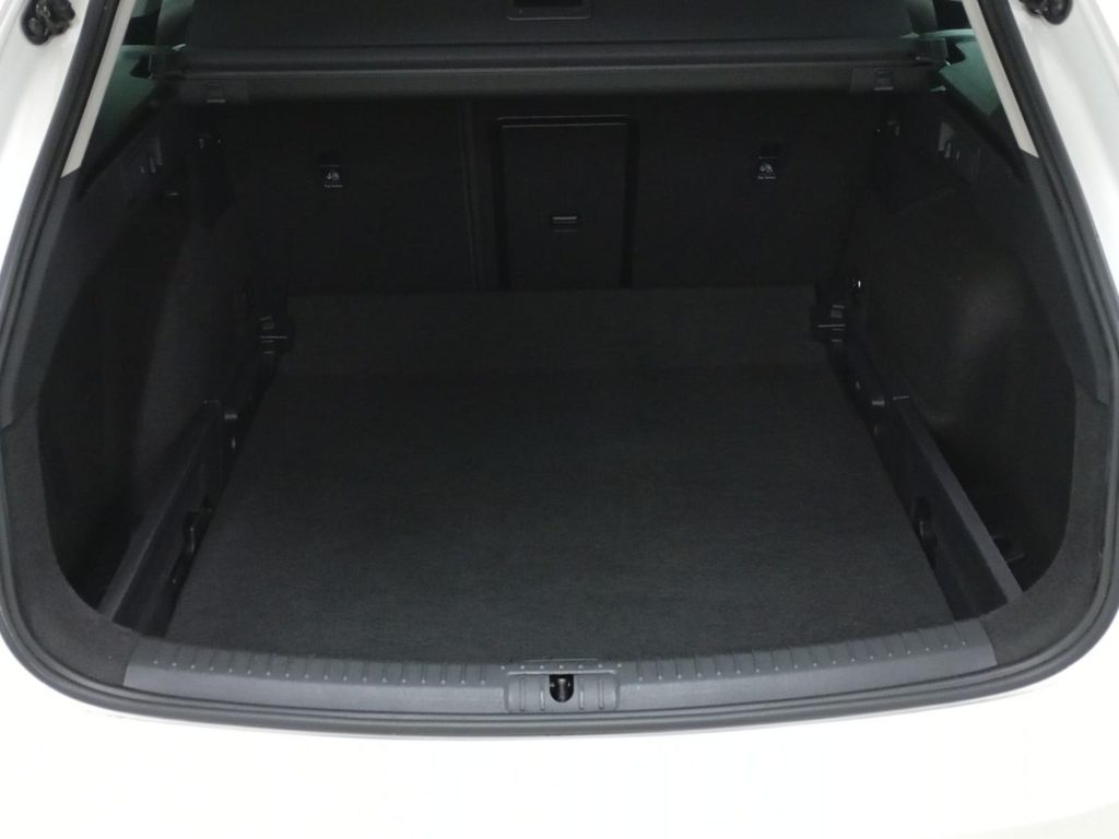 SEAT LEON ST Diesel 2022 segunda-mano Jaén