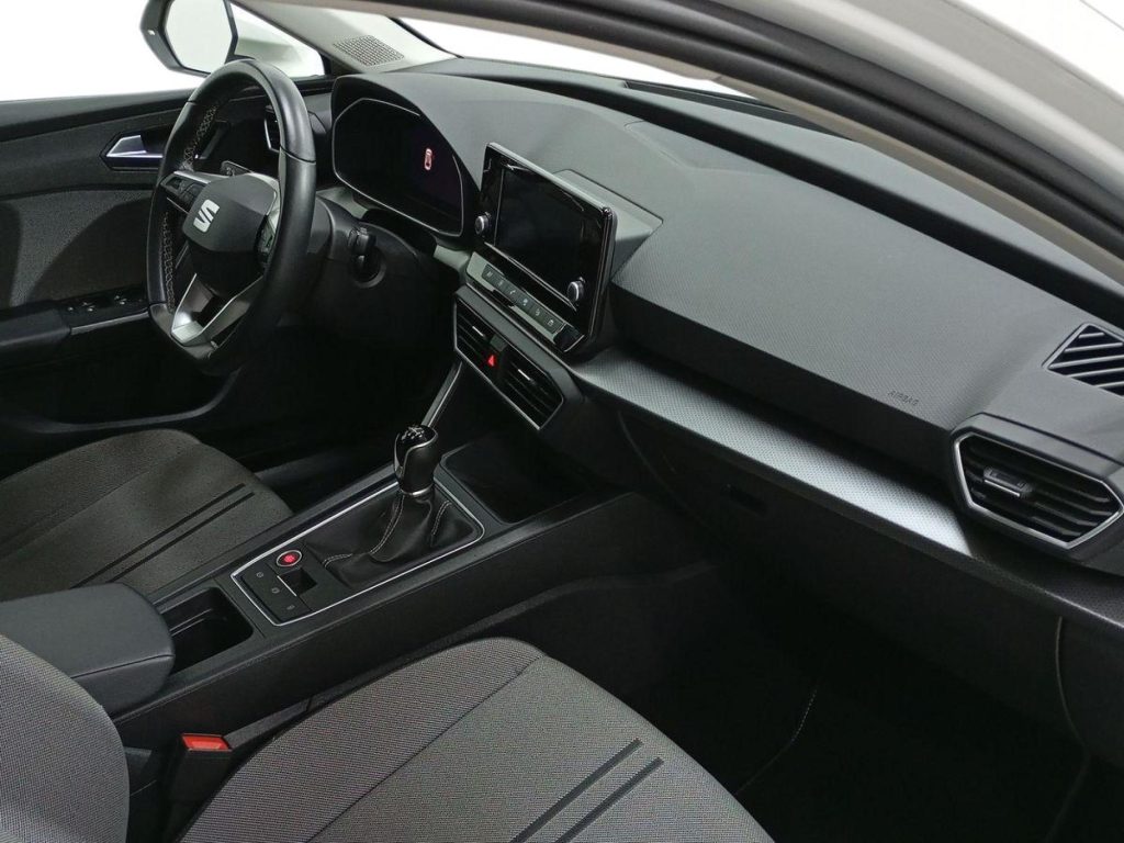 SEAT LEON ST Diesel 2022 segunda-mano Jaén