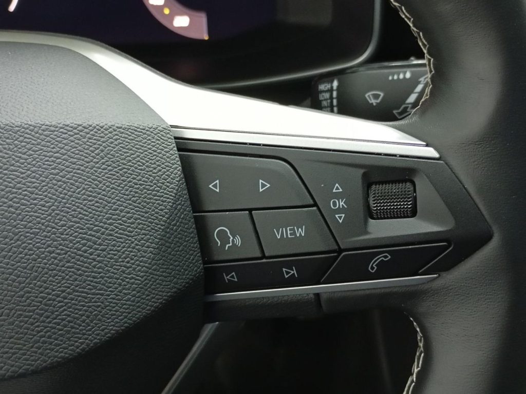 SEAT LEON ST Diesel 2025 segunda-mano Jaén