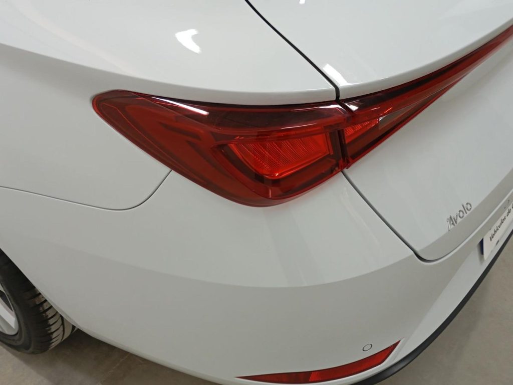 SEAT LEON ST Hibrido 2023 segunda-mano Jaén