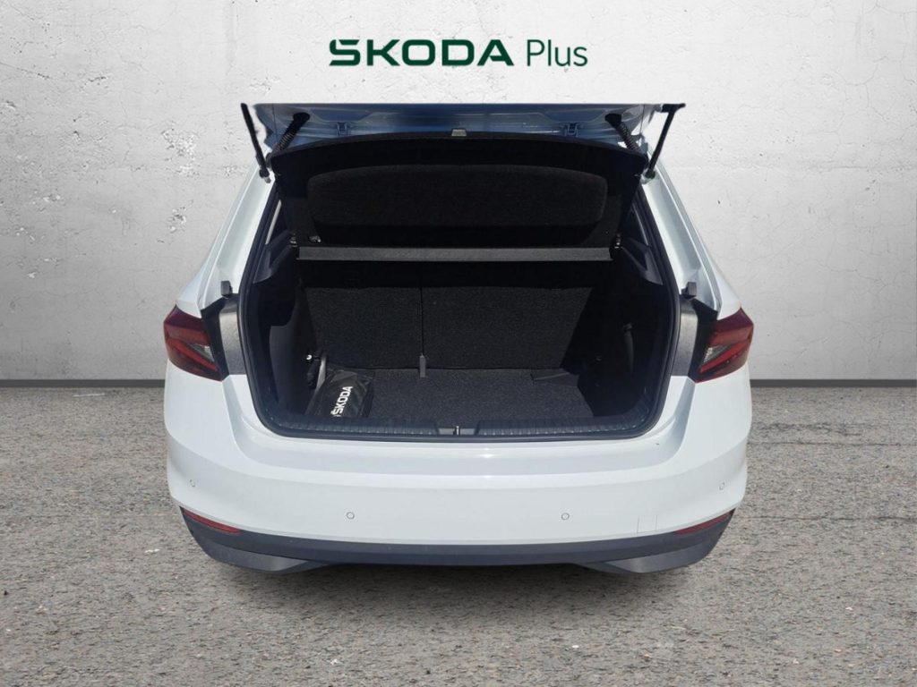 SKODA FABIA Gasolina 2025 km 0 Jaén
