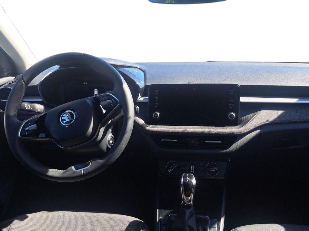 SKODA FABIA Gasolina 2025 km 0 Jaén