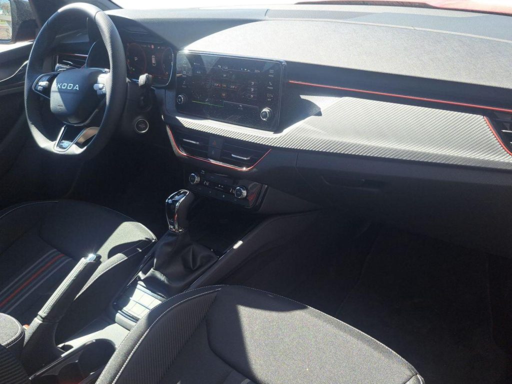 SKODA KAMIQ Gasolina 2025 km 0 Jaén