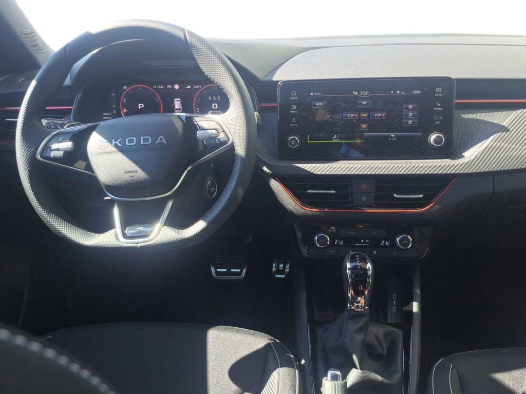 SKODA KAMIQ Gasolina 2025 km 0 Jaén