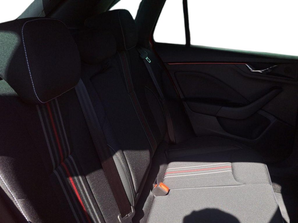 SKODA KAMIQ Gasolina 2025 km 0 Jaén