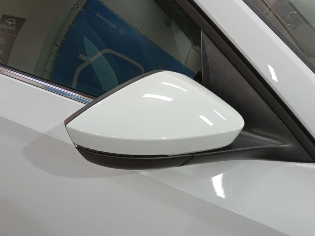 SKODA KAMIQ Gasolina 2025 segunda-mano Jaén