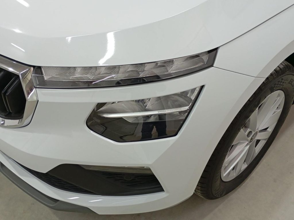 SKODA KAMIQ Gasolina 2025 segunda-mano Jaén