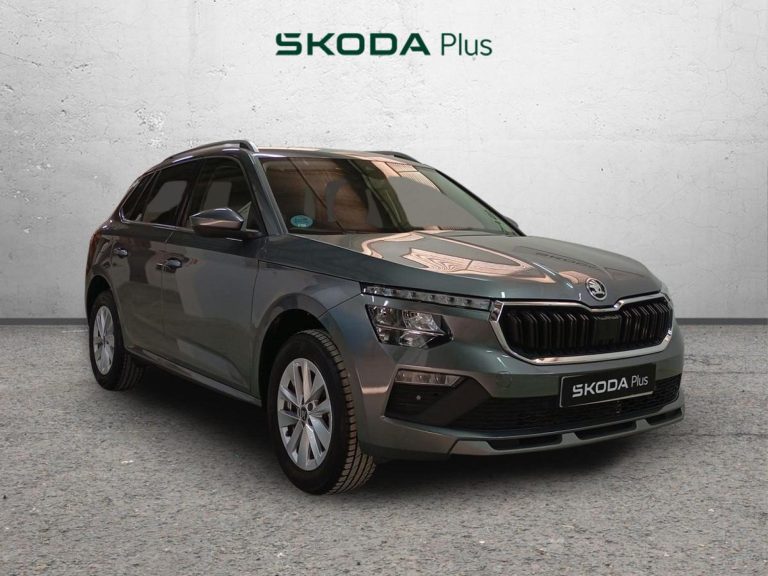 SKODA KAMIQ Gasolina 2025 segunda-mano Jaén