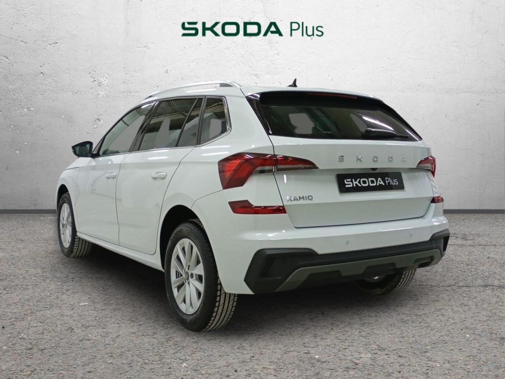 SKODA KAMIQ Gasolina 2025 segunda-mano Jaén