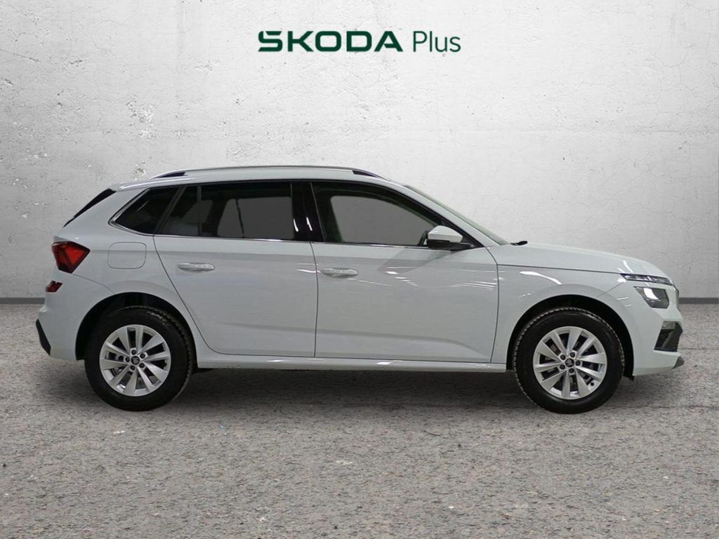 SKODA KAMIQ Gasolina 2025 segunda-mano Jaén